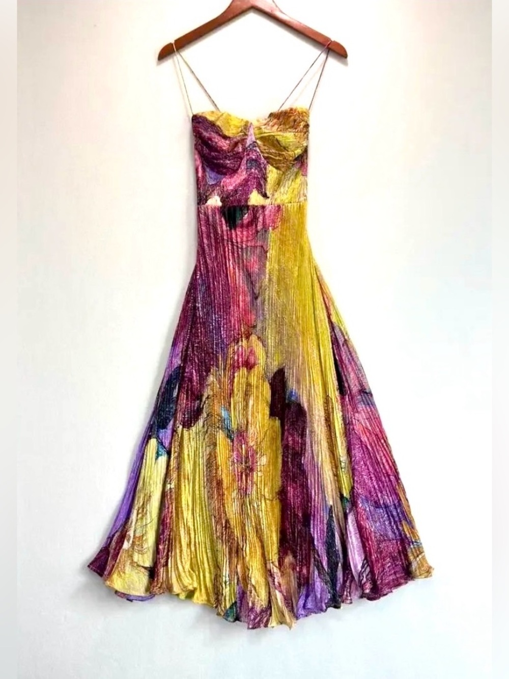 Saaksha & Kinni Kiara Dress vibrant special occasion dress size medium. - Picture 9 of 11